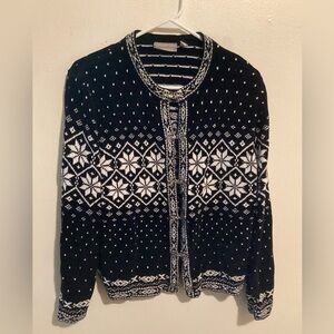 Croft and Barrow women’s sweater